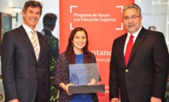 Manuel Fuentes, Camila Vera y Cristian Lopicich.