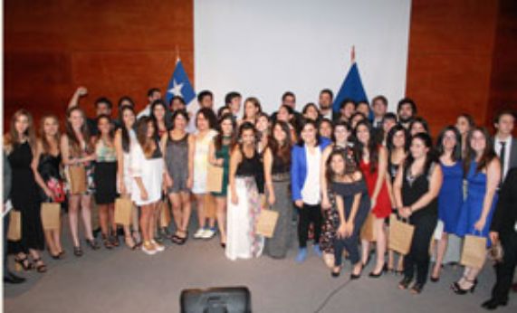 ICEI realiza ceremonia de despedida a la Generación 2015 de la Escuela de Periodismo