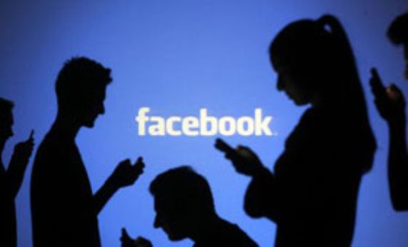 Profesores del ICEI se refieren a la divulgación de noticias falsas