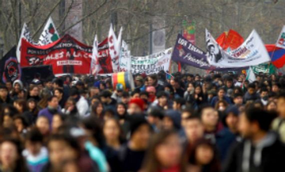 Las demandas ciudadanas se toman la 11° versión de la Escuela Chile-Francia