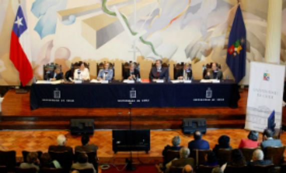 Ciencia, cultura, nueva constitución y conflicto mapuche: Candidatos respondieron a Premios Nacionales