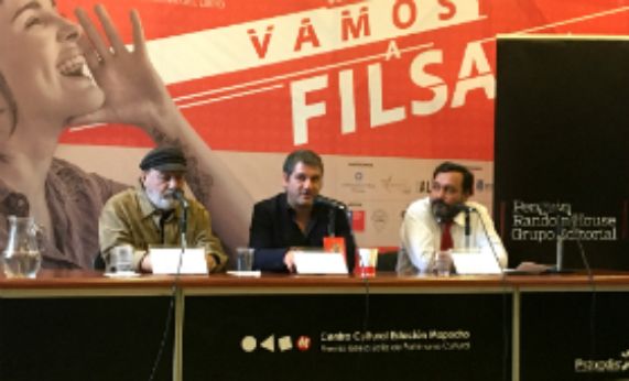 Profesor Víctor Herrero presenta 