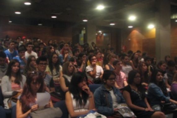 Los estudiantes tuvieron una activa participación en el proceso