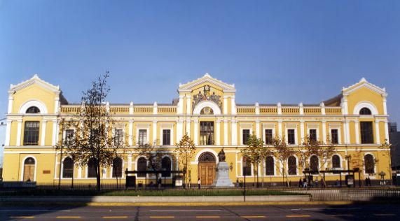 Casa Central de la Universidad de Chile