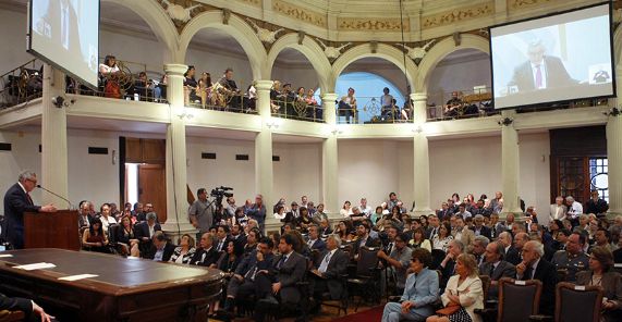 Reapertura del canal de televisión y exitosa acreditación marcaron el inicio de las celebraciones de los 176 años de la U. de Chile